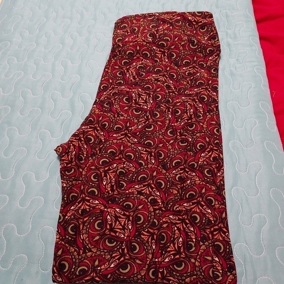 Lularoe buttersoft leggings tall - Picture 1 of 12